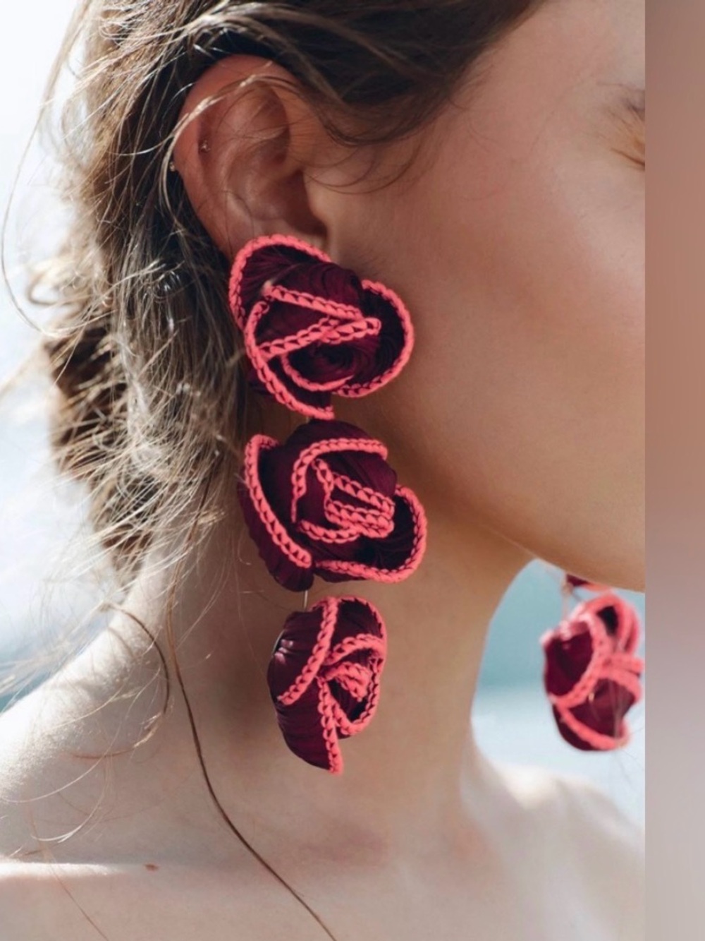 🔥🔥Zara contrast floral Pink and Burgundy Floral Drop Earrings